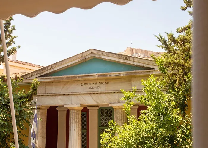 Hadrian By Heloni Apartments